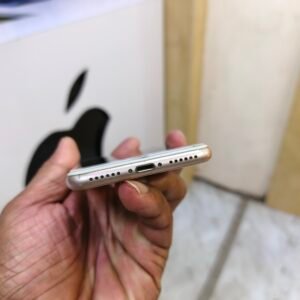 iPhone 8